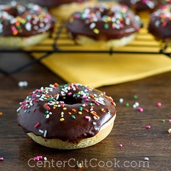 Baked donuts chocolate glaze 2