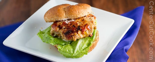 Spicy chicken burgers