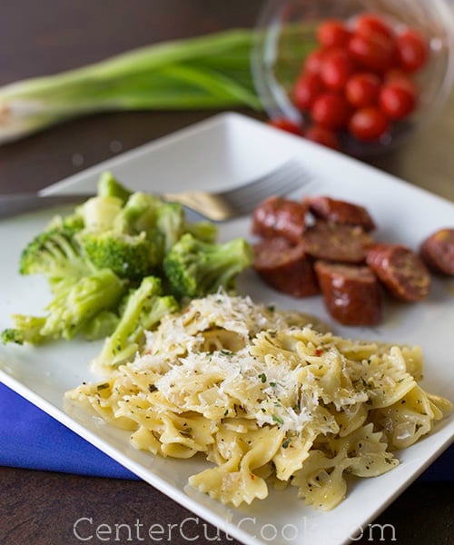 Pasta Side Dish: Parmesan and Garlic Farfalle Recipe