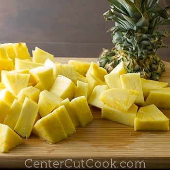 How to cut a pineapple 2