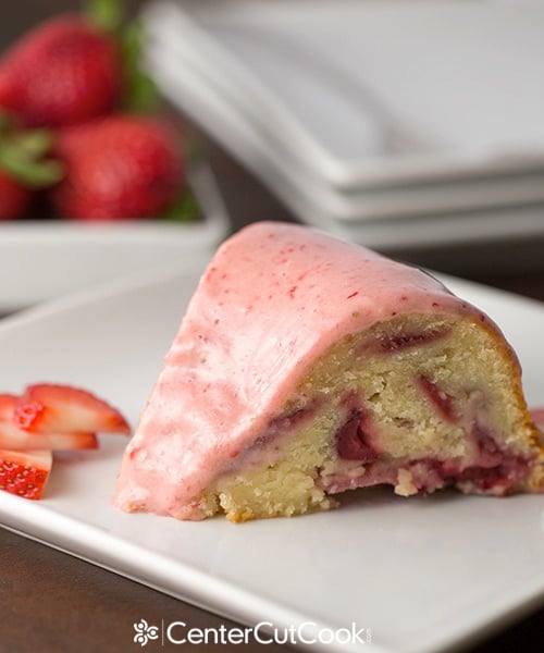 Strawberry yogurt cake 11