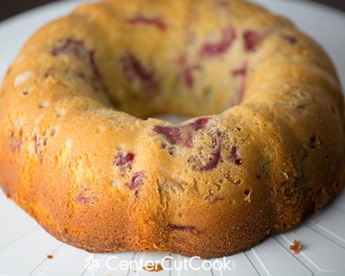 Strawberry yogurt cake 8