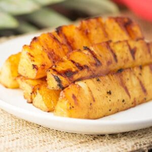 grilled pineapple with brown sugar and cinnamon