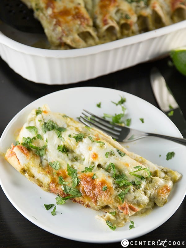 Green chicken chile enchiladas 4