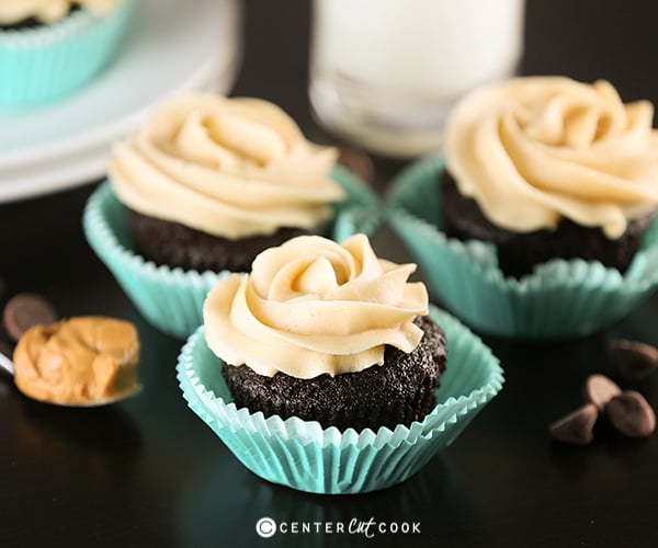 Chocolate peanut butter cupcakes 3