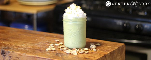 pistachio smoothie 1