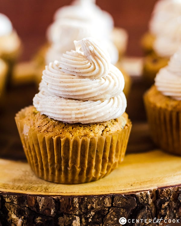 pumpkin spice cupcakes cinnamon frosting 2