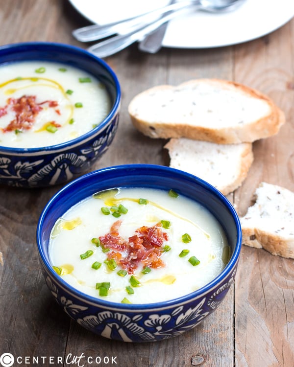 creamy cauliflower bacon soup2