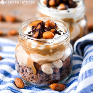 no bake peanut butter cheesecake jars