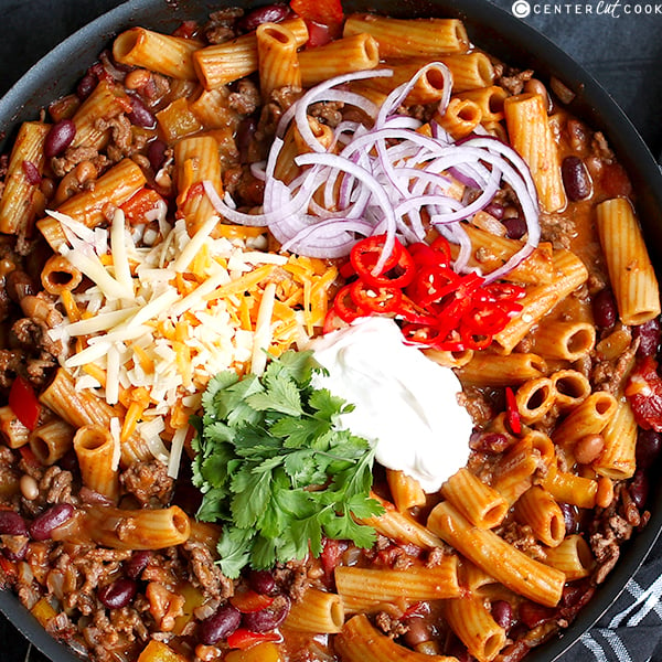 skillet chili mac n' cheese 4