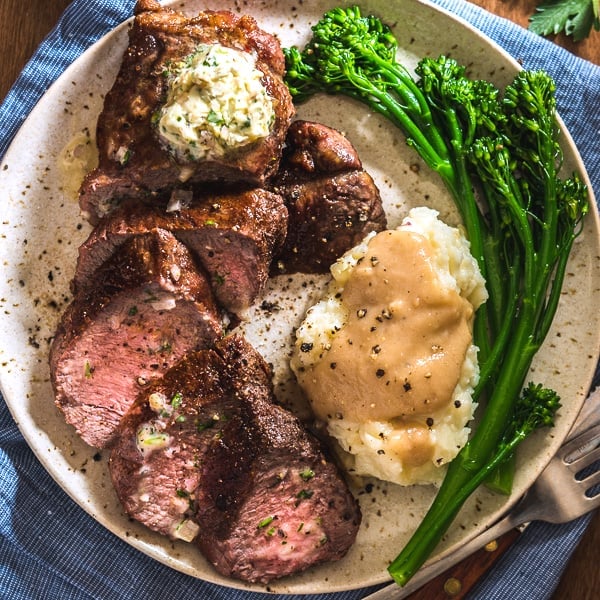 Pan Seared Steak With Compound Butter - Grillseeker