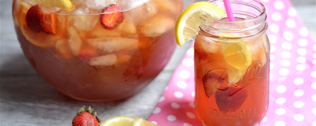 Strawberry Lemonade Sweet Tea