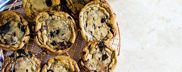 chocolate chunk cookies 1