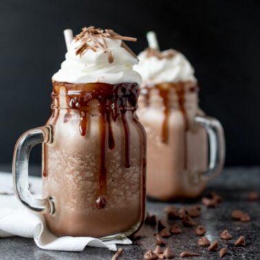 two mugs of frozen hot chocolate