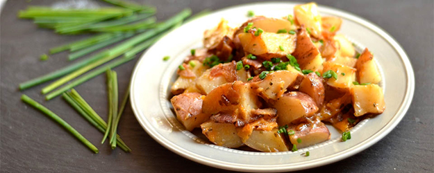 slow cooker cheddar bacon ranch potatoes 1