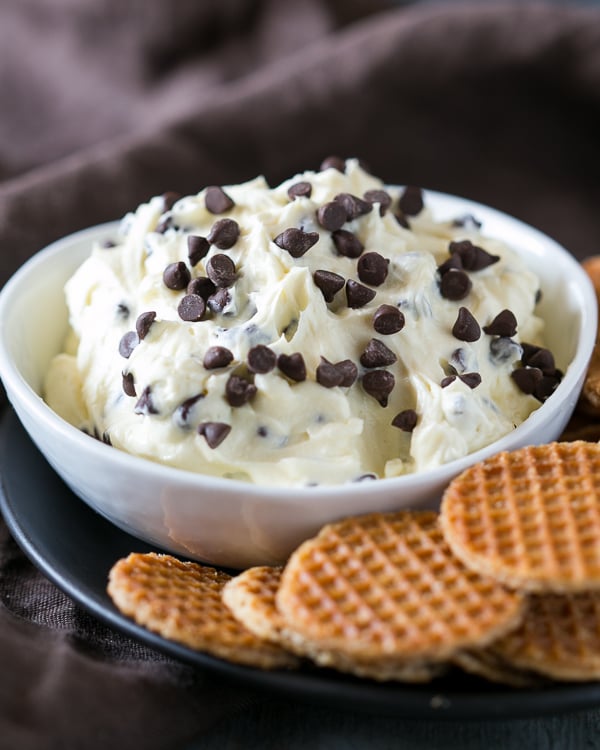 chocolate chip cheesecake dip 2