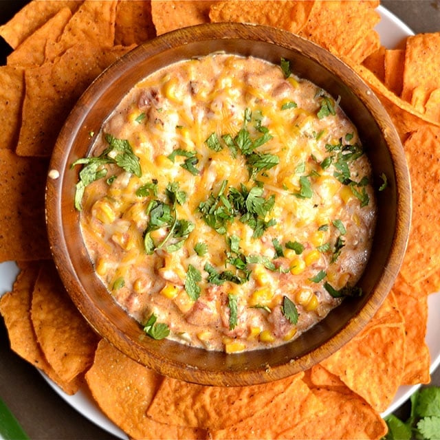 instant pot cheesy southwest corn bacon dip 3