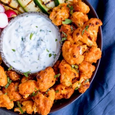 easy baked buffalo cauliflower wings