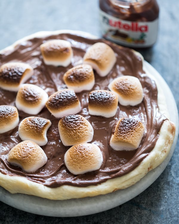 smores chocolate pizza 3