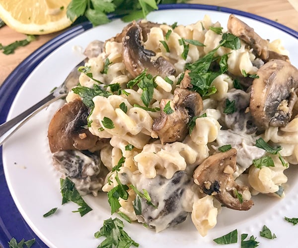 easy vegan mushroom alfredo 4