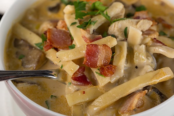 creamy chicken bacon noodle soup 2