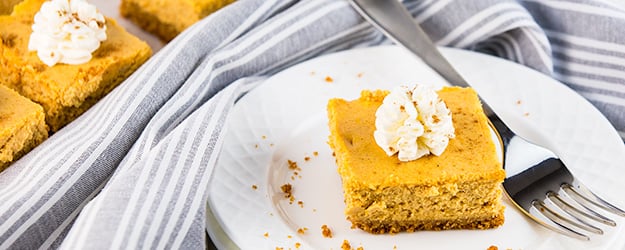 easy pumpkin cheesecake bars 1