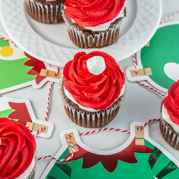 elf on the shelf cupcakes 6