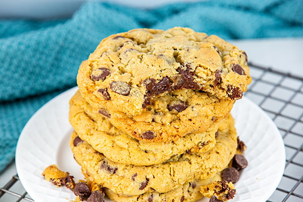 oatmeal chocolate chip cookies 2