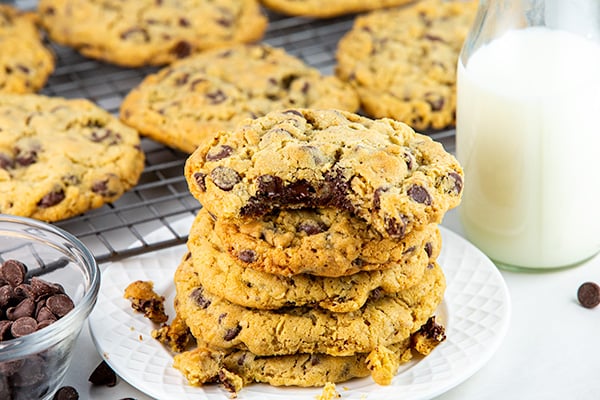 oatmeal chocolate chip cookies 3