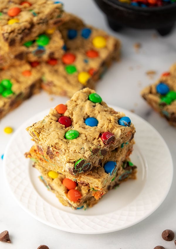 monster cookie bars 4