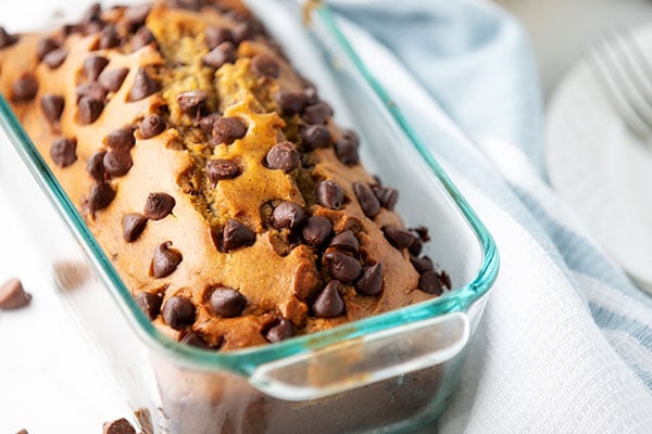 pumpkin banana bread chocolate chips 7