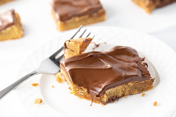 blondies with chocolate chips