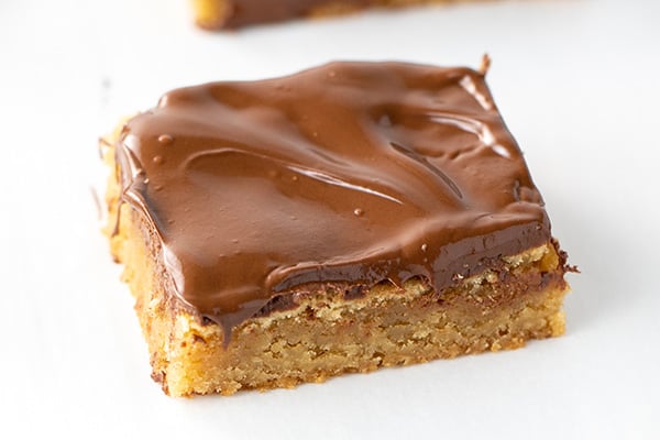 blondies with chocolate chips
