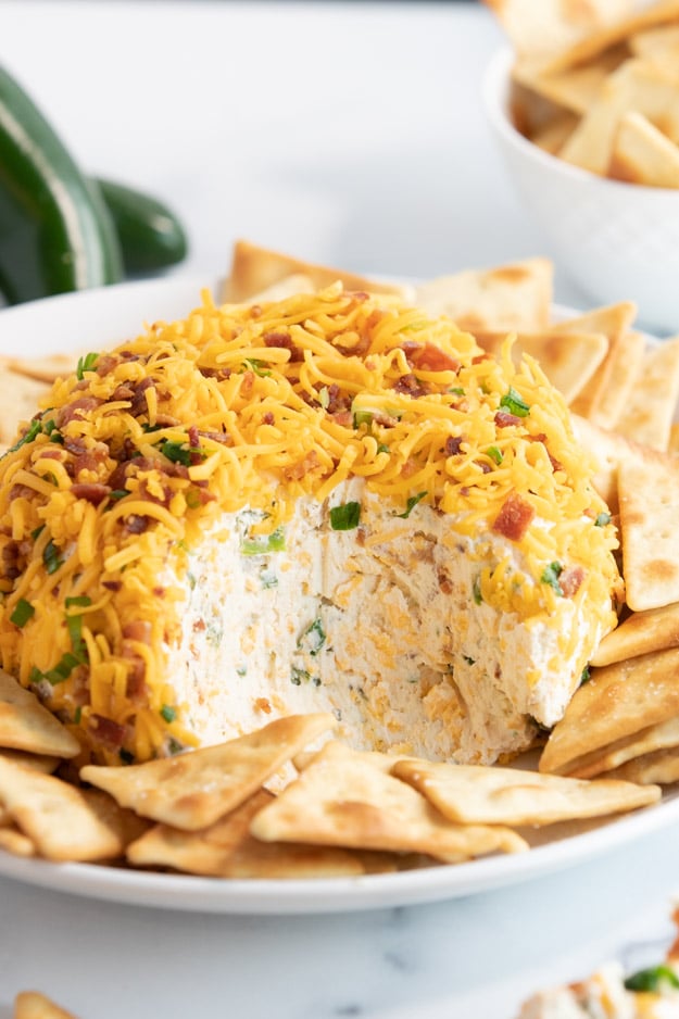 jalapeno bacon cheese ball 4