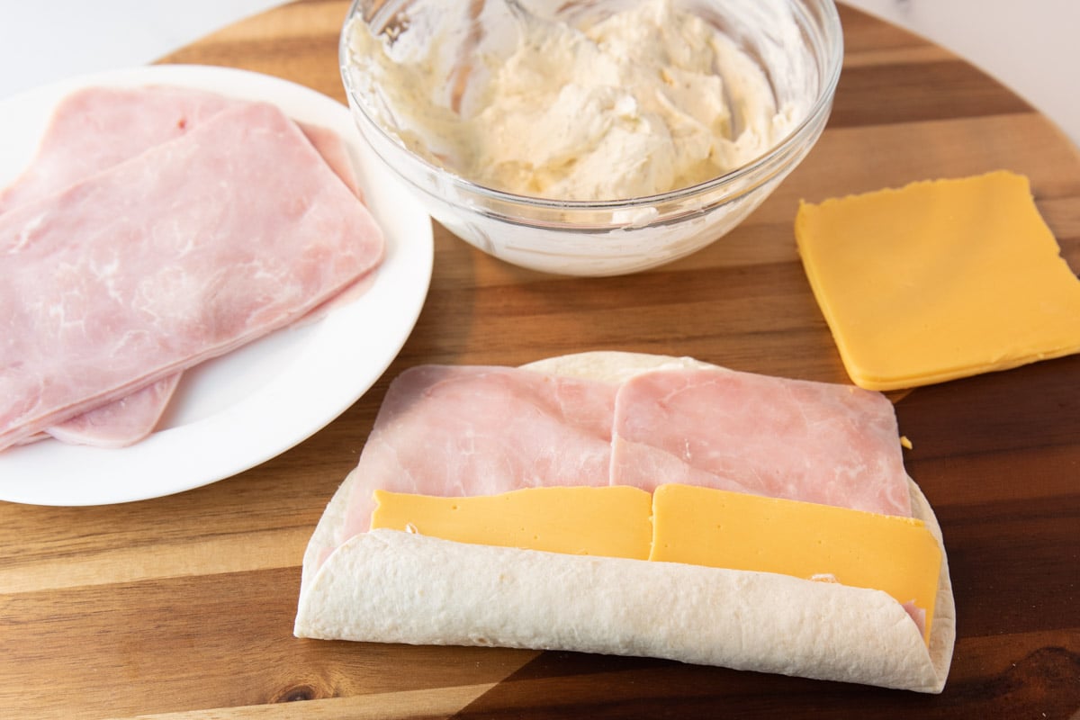 ham and cheese pinwheels ingredients