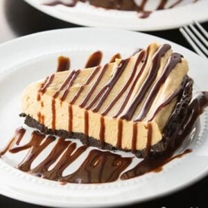 peanut butter pie with Oreo crust