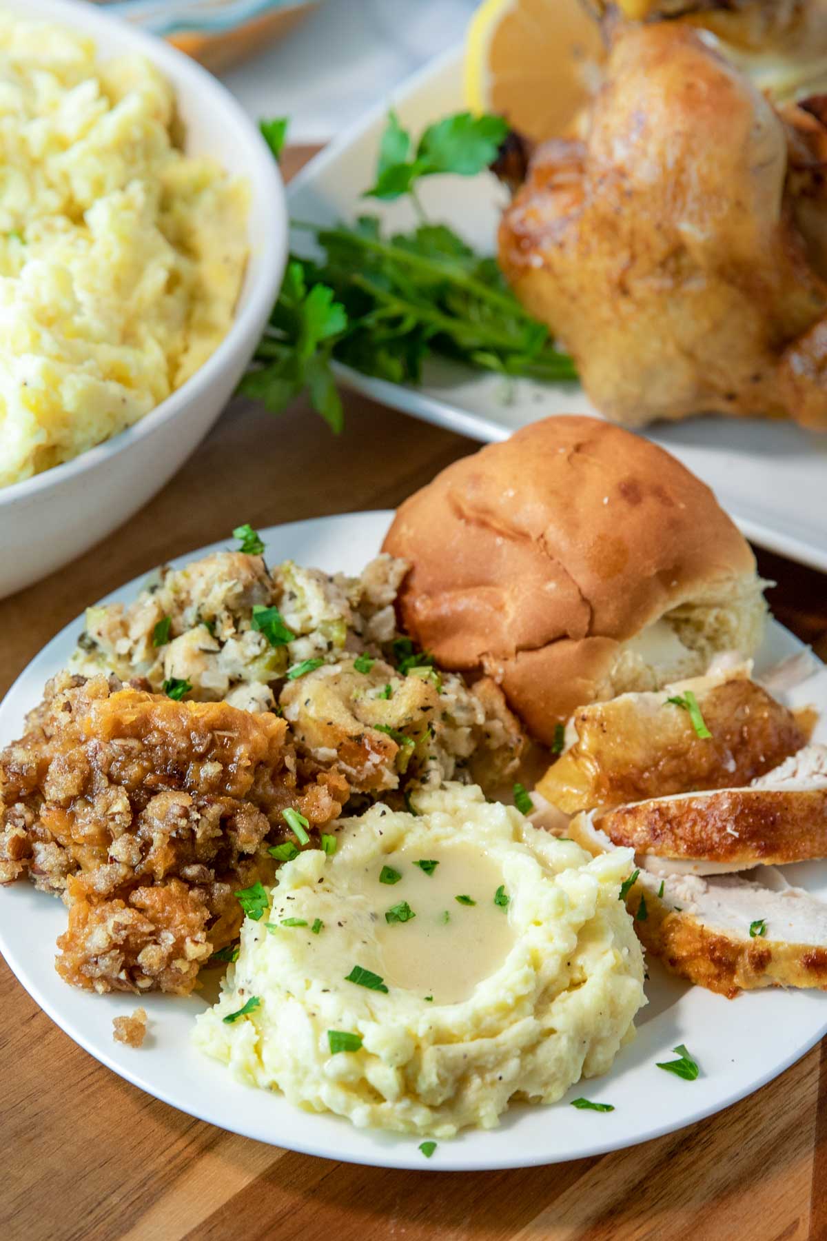 thanksgiving mashed potatoes with gravy