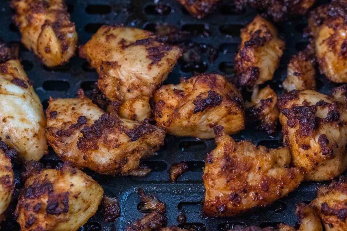 bites of chicken in the air fryer made without breading
