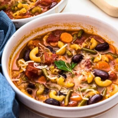 easy minestrone soup in the instant pot