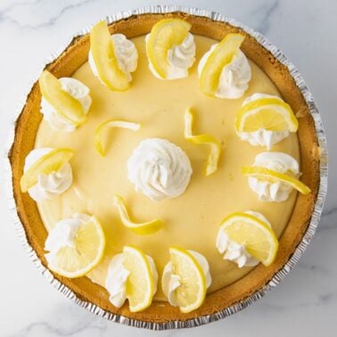 lemon pie with graham cracker crust