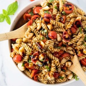 caprese pasta salad