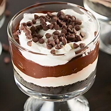no-bake chocolate pudding parfaits