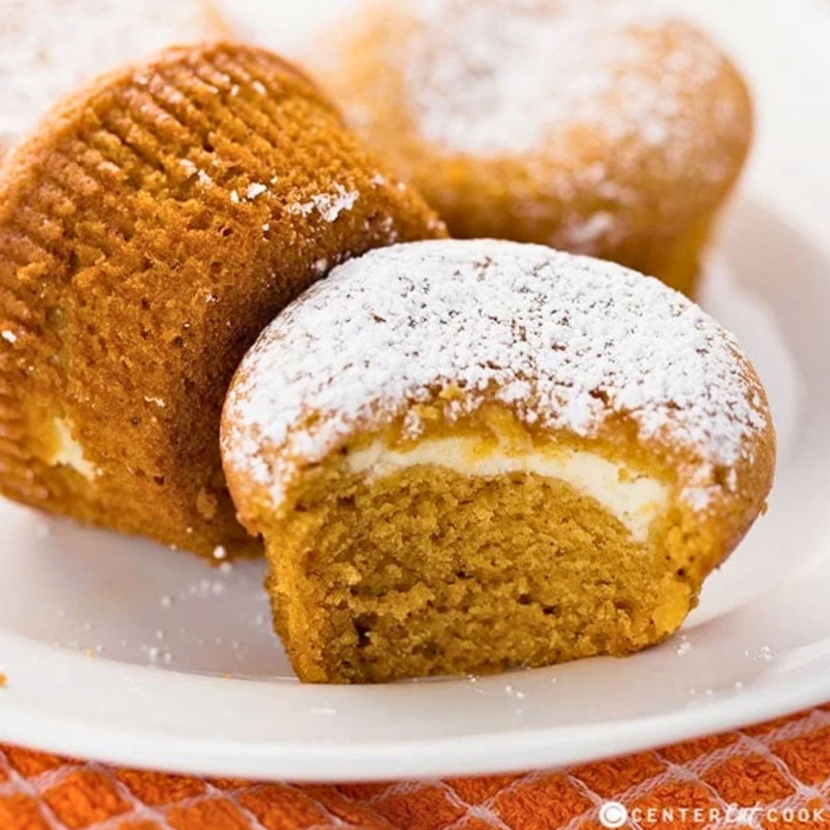 pumpkin cream cheese muffins