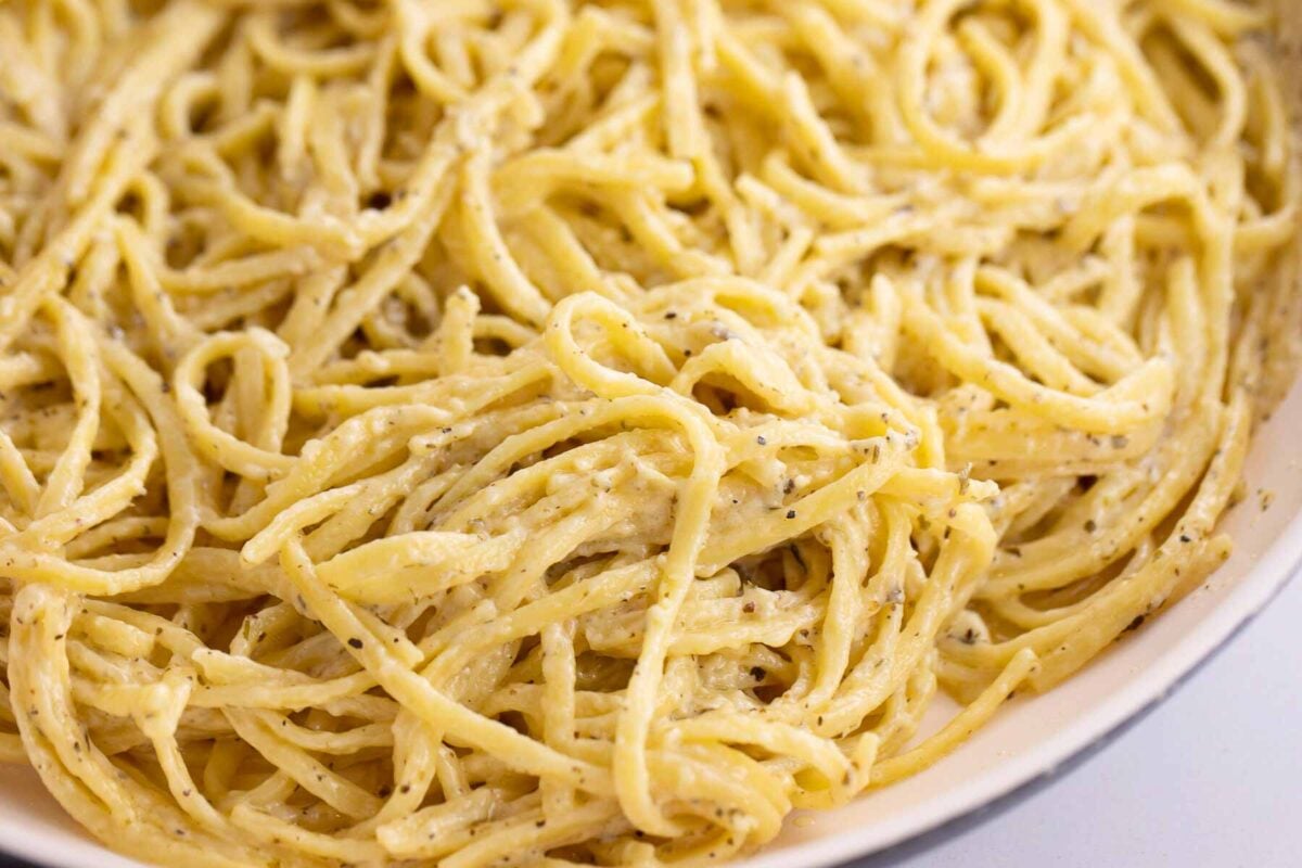 close up of creamy lemon butter pasta