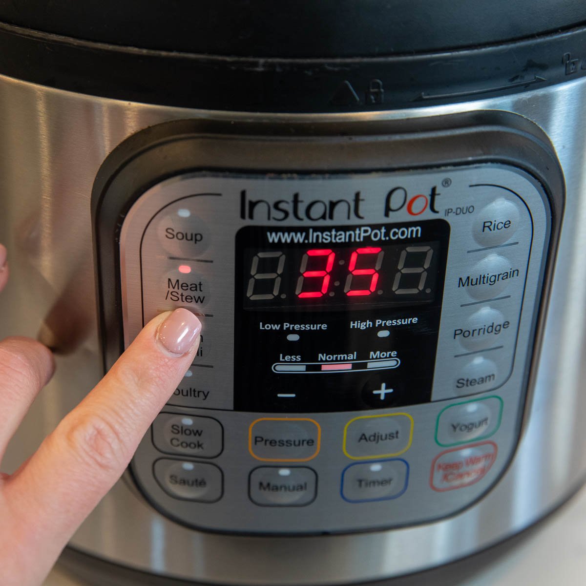 Instant pot set to cook for 35 minutes on high pressure.