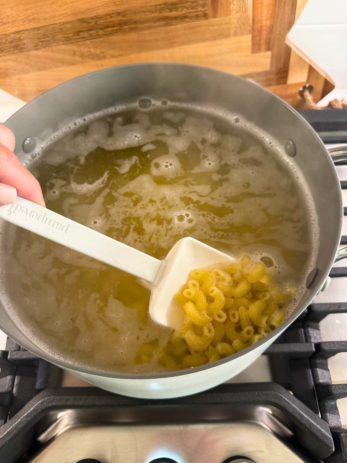 boiling macaroni noodles for macaroni salad